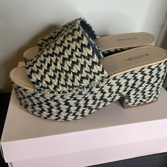 JustFab Sandals
🚨REMOVING SOON🚨 - Picture 3 of 3